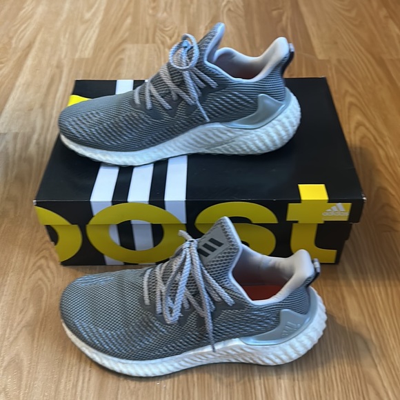 Adidas Alphaboost Grey size 8 - Picture 2 of 11